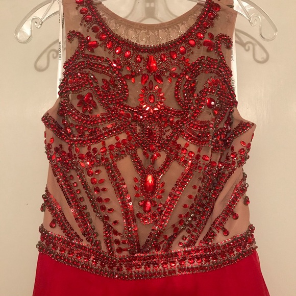 Red Sherri Hill Sadie Robertson Collection - Picture 7 of 8